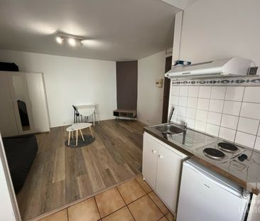 Location Appartement 1 pièce 24m² CAHORS 46000 - Photo 1