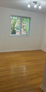 RDC de Duplex 5 1/2 à Louer - Photo 3