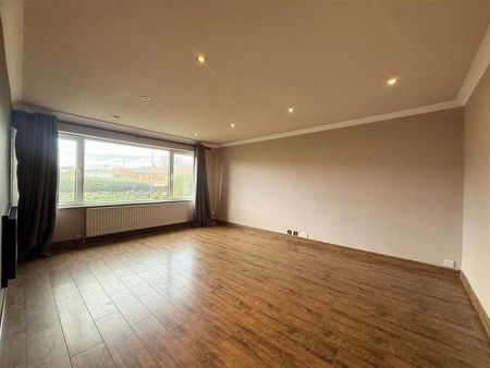 Upper Lane, Emley, HD8 - Photo 4