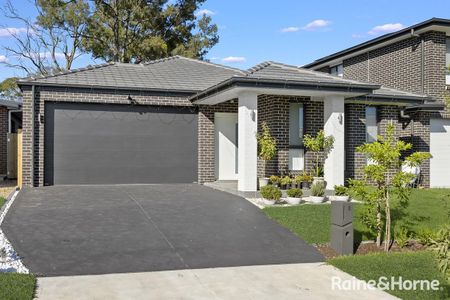 Modern Family Living with Space, Comfort & Convenience - Photo 5