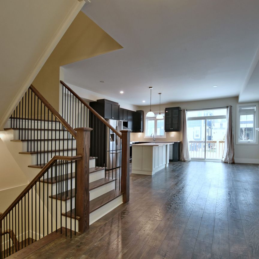 For Lease - 185 Yellow Birch Crescent, Blue Mountains, Ontario - Photo 1