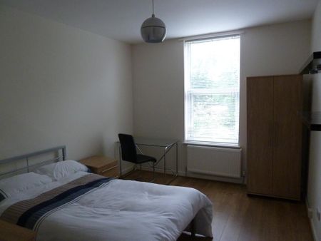 5 bedroom flat to rent - Photo 5