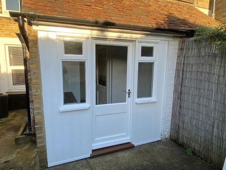 2 bedroom house to rent - Photo 4