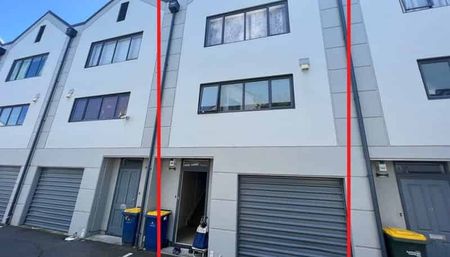 New Lynn, 3 bedrooms - Photo 5