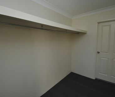 MODERN 2 BEDROOM APARTMENT LOCATED CLOSE TO AMENTITIES - Photo 5