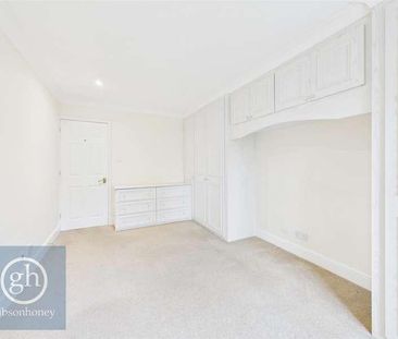 The Chase, Eastcote, Pinner, HA5 - Photo 2