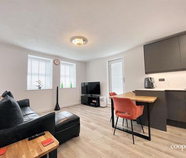 1 bedroom apartment - Photo 2