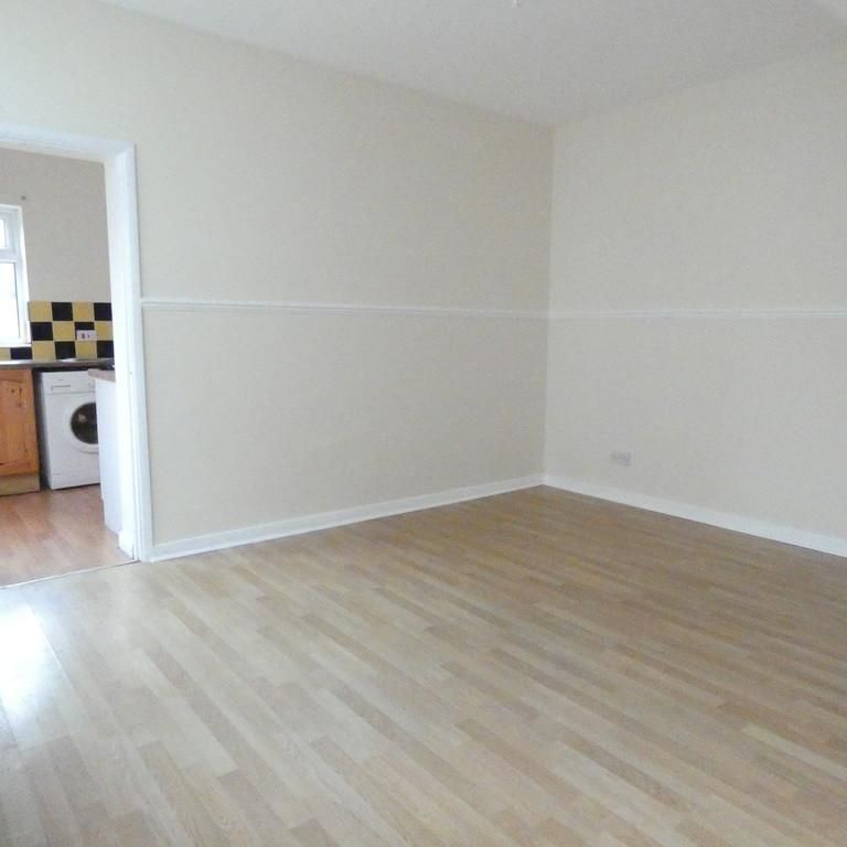 2 bedroom semi-detached house to rent - Photo 1