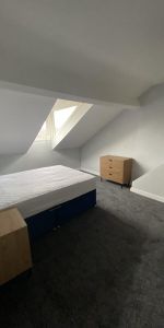 Myrtle Road (2 bed flat) - Photo 3