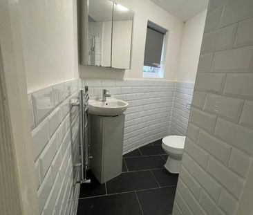 1 Bed Flat, Duke Street, S2 - Photo 5
