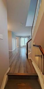 End unit townhouse with 3 beds 2.5 baths-Kanata- Available Immediately - Photo 3