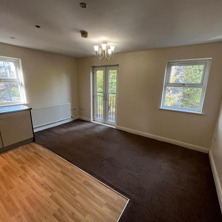 2 bedroom apartment to rent - Photo 1