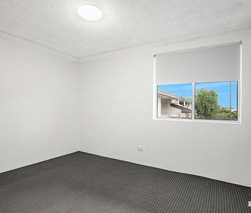 Convenient Living in the Heart of Penrith - Photo 6