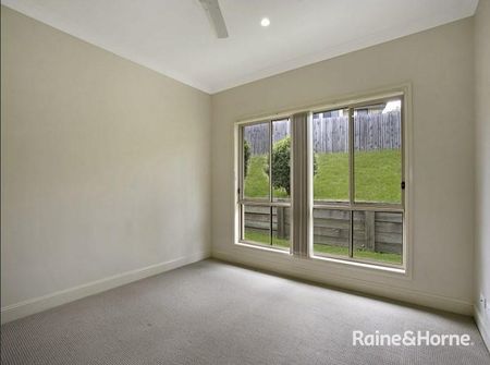 Modern Air-conditioned Home in Great Location! - Photo 2