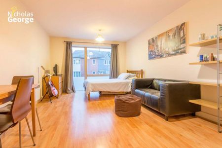 Studio to rent - Photo 4