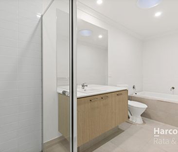 Comfort, Space & Convenience in the Heart of Wollert - Photo 5