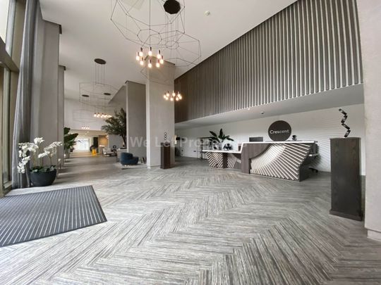 Local Crescent, Salford - Photo 1