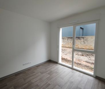 Location Appartement 1 pièce 18m² FRANQUEVILLE ST PIERRE 76520 - Photo 1