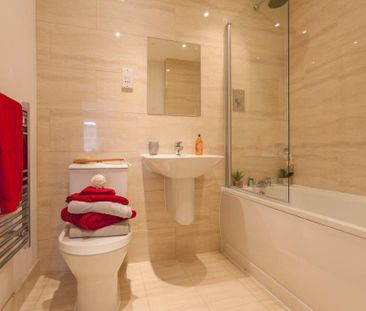 1 bedroom flat to rent - Photo 4