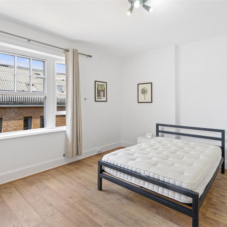 Aubrey Mansions, Marylebone - Photo 1