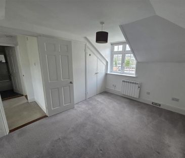 2 bedroom end of terrace house to rent - Photo 5