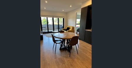 IMMACULATE UNIT TO SUIT PROFESSIONALS OR SMALL FAMILY - Photo 5