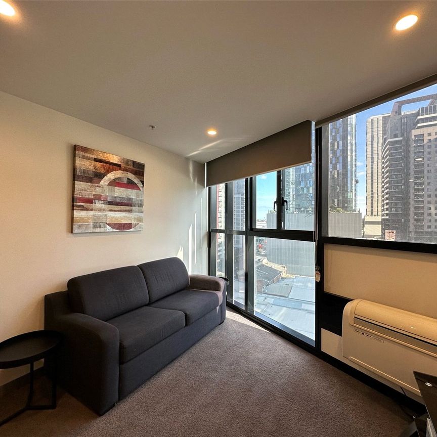 904/33 Clarke Street - Photo 1