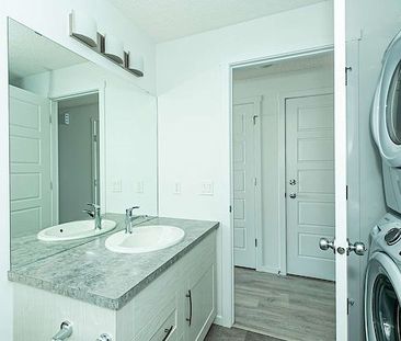 3317/ 3319/ 3321/ 3411/ 3413/ 3415/ 3417 119A Street SW - Photo 6