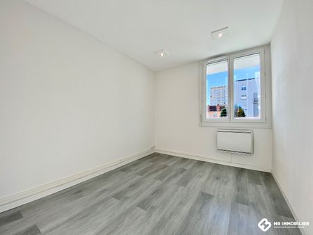 Location Appartement 3 pièces 63m² ROANNE 42300 - Photo 3