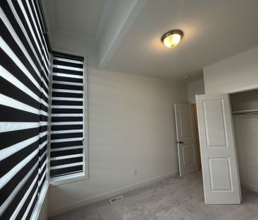 For Lease - 111 Hilts Drive, Richmond Hill, Ontario - Photo 3