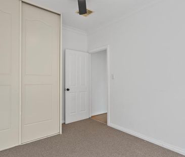 21 Sage Crescent - Photo 2