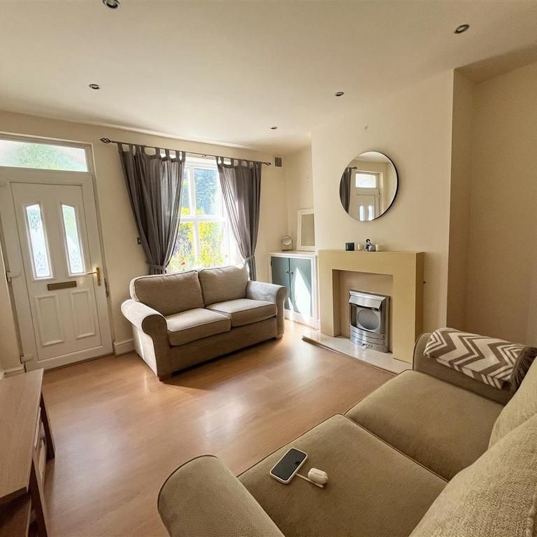 2 bedroom house to rent - Photo 1