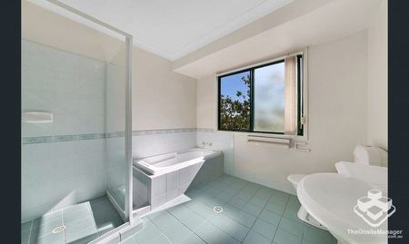 SERENITY & RELAXING 3 BEDROOM TOWNHOUSE IN THE HEART OF EIGHT MILE PLAINS - Photo 4