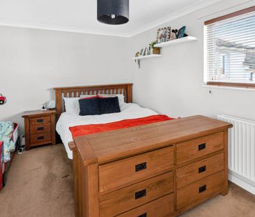 2 bedroom maisonette to rent - Photo 3