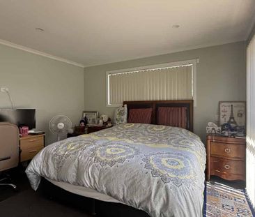 Luxury & Comfort - 4 Bedroom house - Photo 5