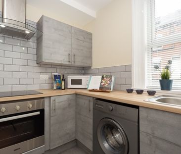 6 Hessle View, Hyde Park, Leeds, LS6 1ER - Photo 6