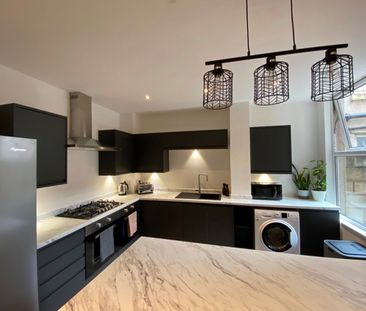 6 Bed Terraced House, Edinburgh Road, L7 - Photo 5