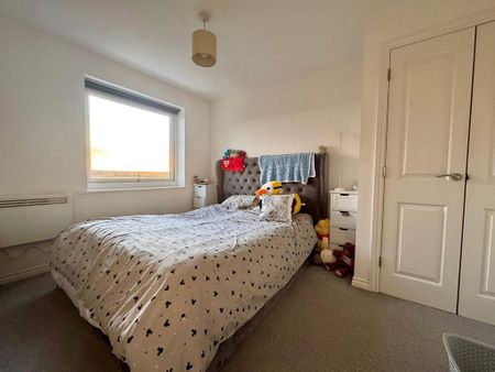 2 bedroom apartment to rent - Photo 2