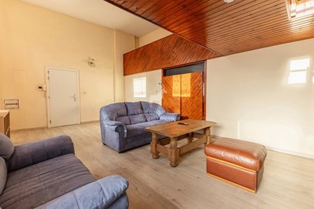 Appartement te huur in Charleroi - Photo 5