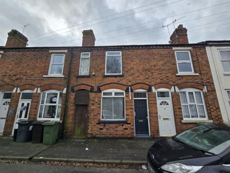 2 bedroom terraced house to rent - Photo 2