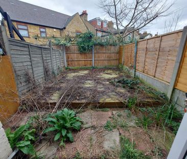 2 bedroom maisonette to rent - Photo 4