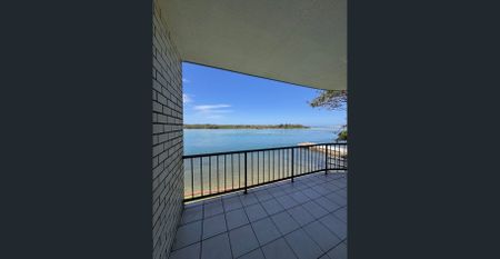 Tranquil Riverfront Living in the Heart of Maroochydore - Photo 4