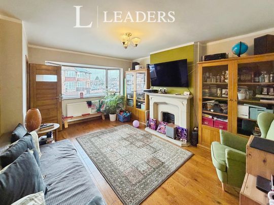 2 bedroom house to rent Windmill Avenue, Birstall, Leicester, Leicestershire, LE4 - Photo 1