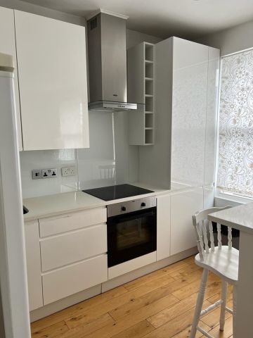 Room in a Shared Flat, Chippenham Road, W9 - Photo 5