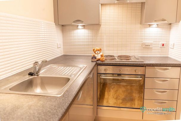 2 bedroom apartment to rent - Photo 1