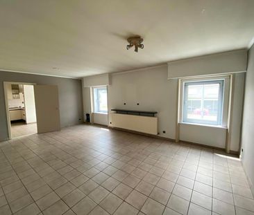 Verzorgd appartement op de eerste verdieping met twee slaapkamers e... - Photo 3