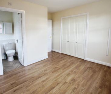 4 bedroom detached house to rent - Photo 5