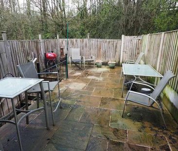 Buxton Road, Chapel-en-le-frith, SK23 - Photo 2