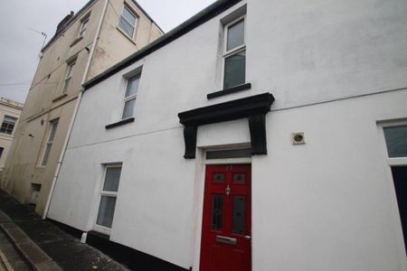 2 Bedroom | 37 North Street, PL4 8DL - Photo 3