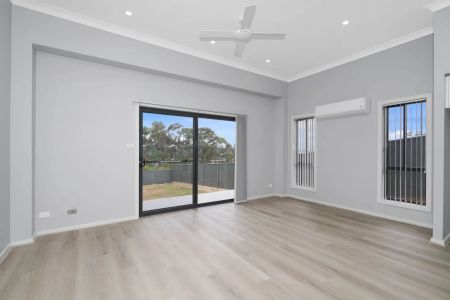 PRESTIGE TOWNHOUSE - Photo 4